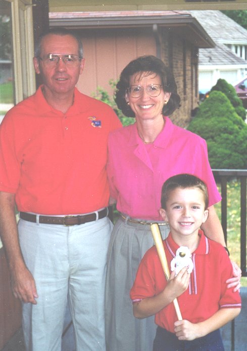 ll&m-aug99.jpg - 58.5 K